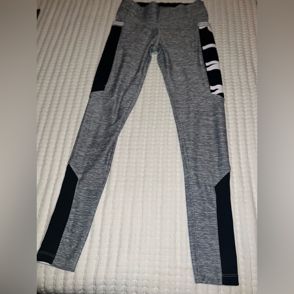 Victoria's Secret PINK Heathered Gray Leggings